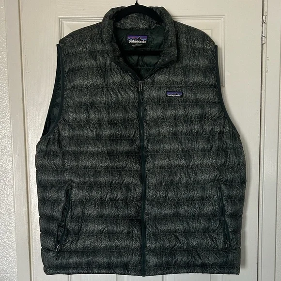 Patagonia Forestland Green Quilted Vest - Picture 1 of 5